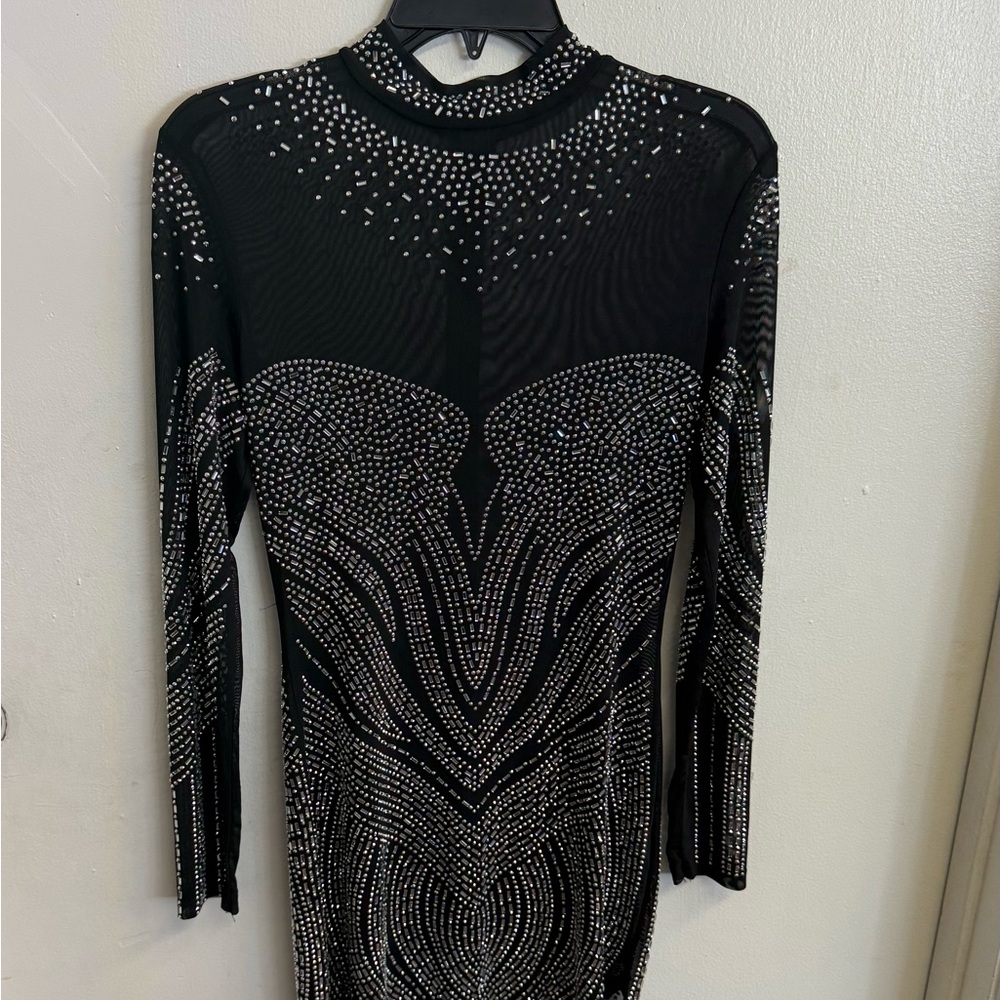 Elegant Black and Silver Long Sleeve Dress - Picture 3 of 3